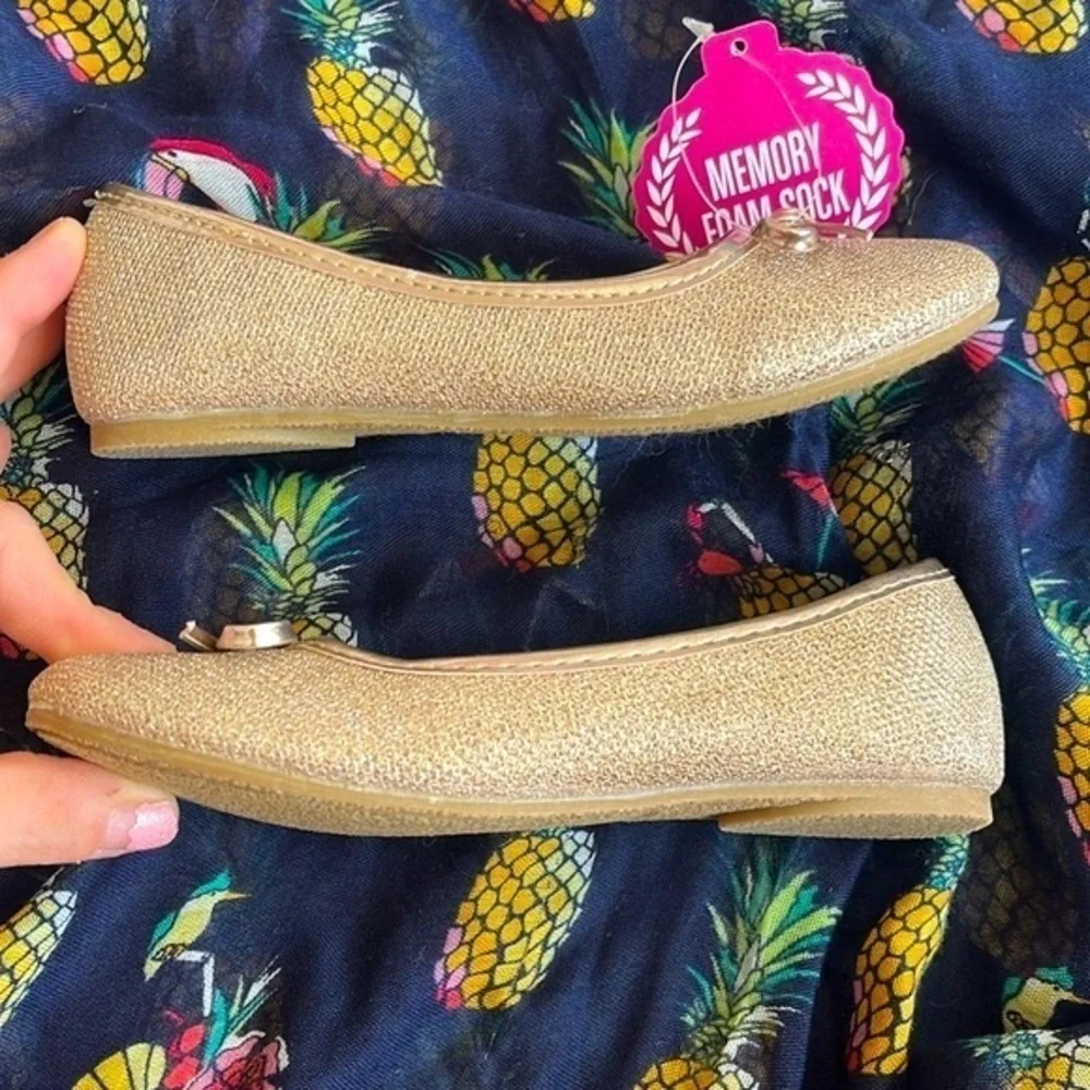 Brand New SO Glittery Gold Slip On Flats Bows Sparkly Shoes Memory Foam Sock